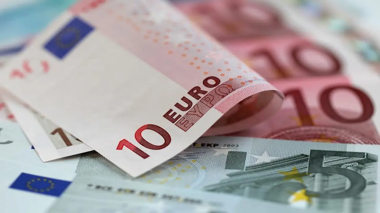كيف تحرك سعر اليورو مقابل الجنيه في البنوك بعد قرار الفيدرالي؟